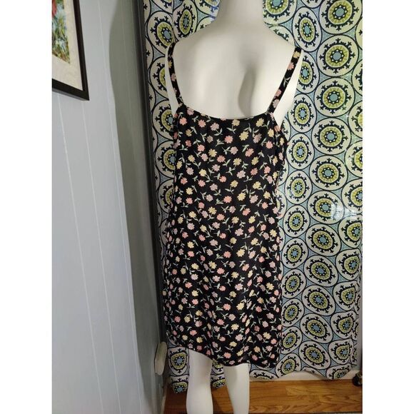 American Outpost Summer Dress - Picture 3 of 4